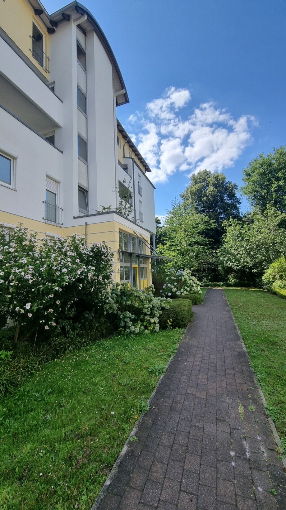 Zuwegung zum Haupteingang Etagenwohnung Bremen