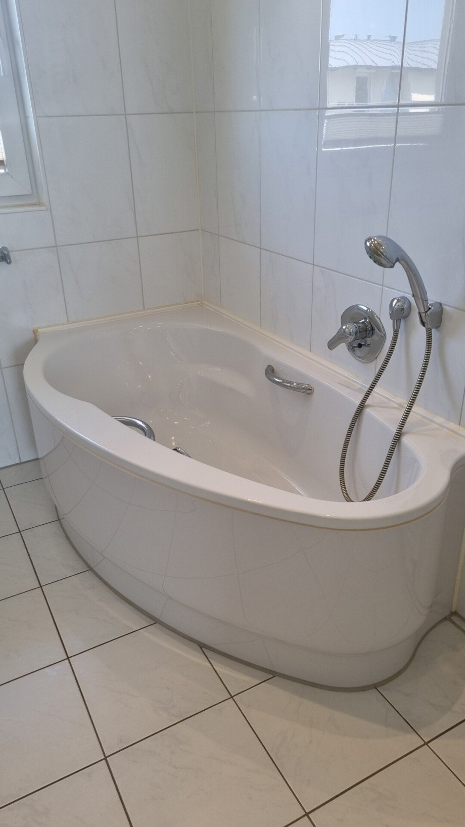 Badewanne zum Relaxen Etagenwohnung Bremen